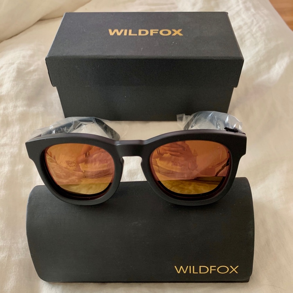 Wildfox Classic Fox Mirrored Sunglasses NWT